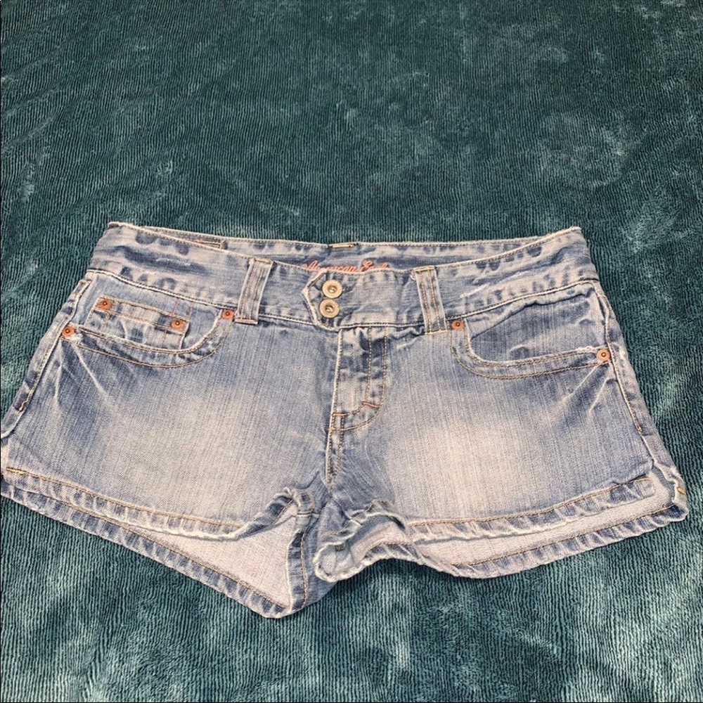 🔥 3 for $15 🔥
American Eagle Jean Shorts size 6